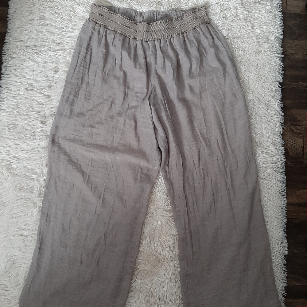 Apt 9 beige sz XL loose fit pull on wide leg pants